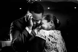 groom crying - mother son dance - quad cities - cadenza photo imaging