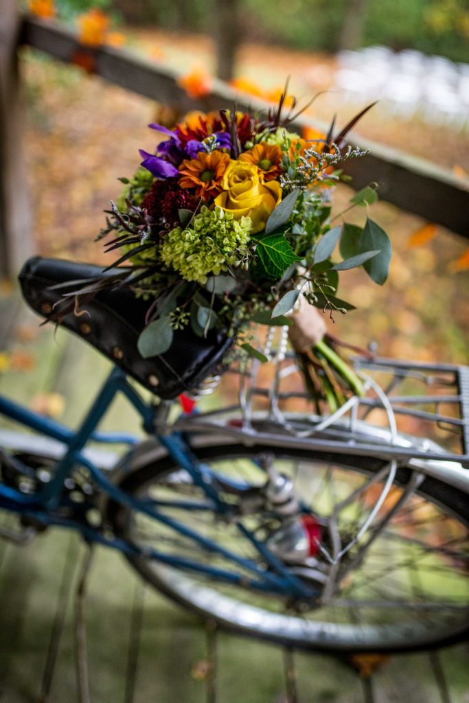 Bicycle themed wedding - Quad Cities